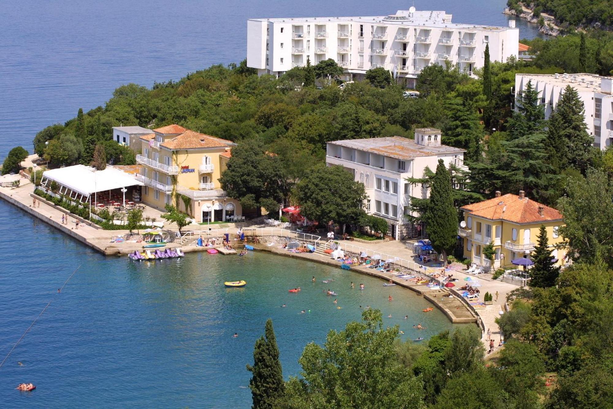 Hotel Adriatic Omišalj Buitenkant foto
